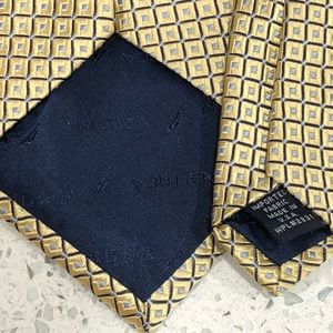 Nautica Accessories - Nautica Geometric Gold Silk Designer Tie EUC 3 1/2 Nautica Accessories - Nautica Geometric Gold Silk Designer Tie EUC 3 1/2